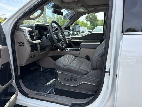 Used 2026 Ford F450 Platinum w/ Platinum Plus Package image 10