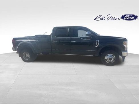 Used 2022 Ford F350 King Ranch w/ King Ranch Ultimate Package AWD/4WD image 3