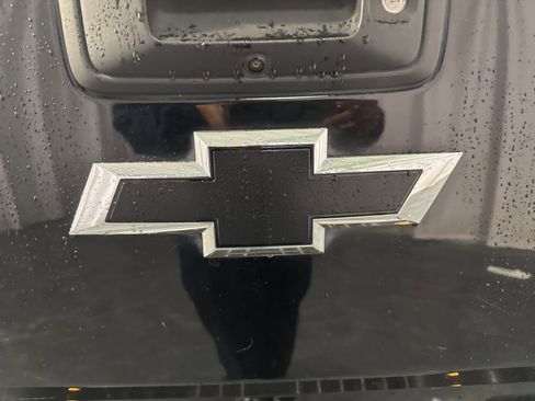 Used 2016 Chevrolet Colorado LT w/ LT Convenience Package image 12