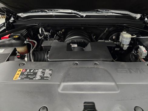 Used 2020 GMC Yukon XL SLT RWD image 13