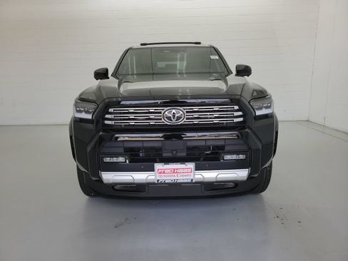 Used 2025 Toyota 4Runner Limited RWD image 3
