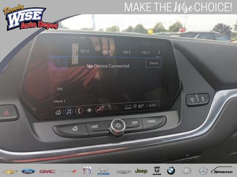 Used 2021 Chevrolet Blazer LT FWD image 13
