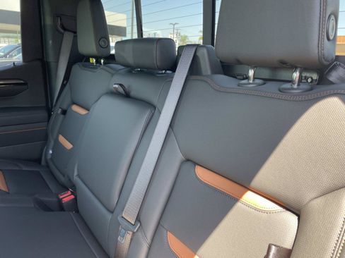 New 2026 GMC Sierra 1500 AT4 w/ AT4 Premium Package AWD/4WD image 26