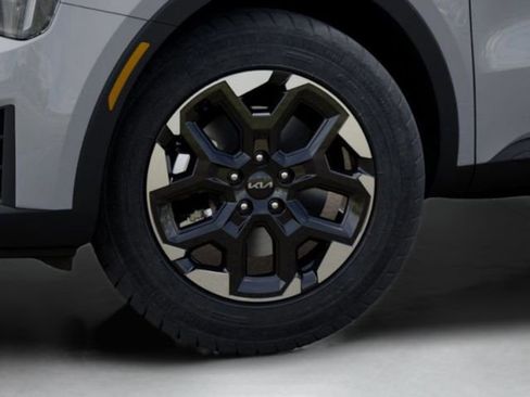 New 2026 Kia Sorento S FWD image 10