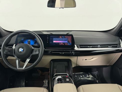 Used 2024 BMW X1 xDrive28i w/ Technology Package AWD/4WD image 11