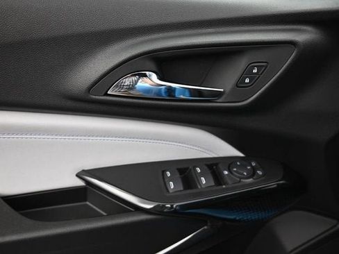 New 2026 Chevrolet Trax LT w/ Driver Confidence Package FWD image 20