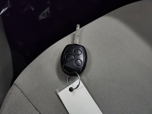 Used 2014 Ford Fiesta SE image 15