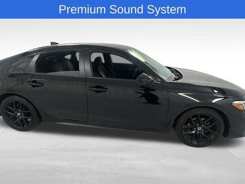 Used 2025 Honda Civic Sport image 2