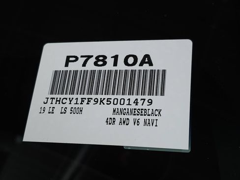Used 2019 Lexus LS 500h AWD image 35