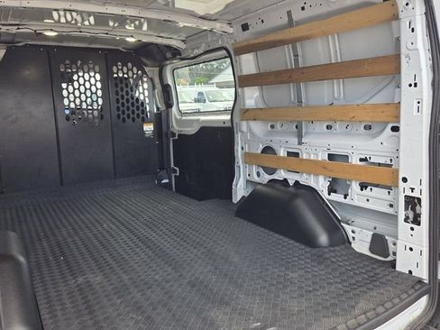 Certified 2025 Ford Transit 250 Low Roof w/ Exterior Upgrade Package RWD image 15