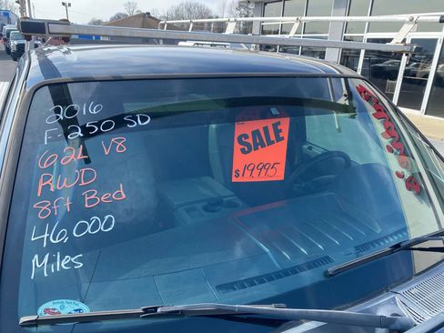 Used 2016 Ford F250 XL image 3