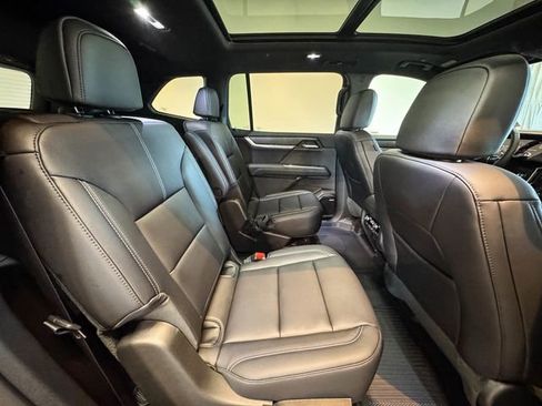 New 2026 GMC Acadia Elevation w/ Black Edition FWD image 23