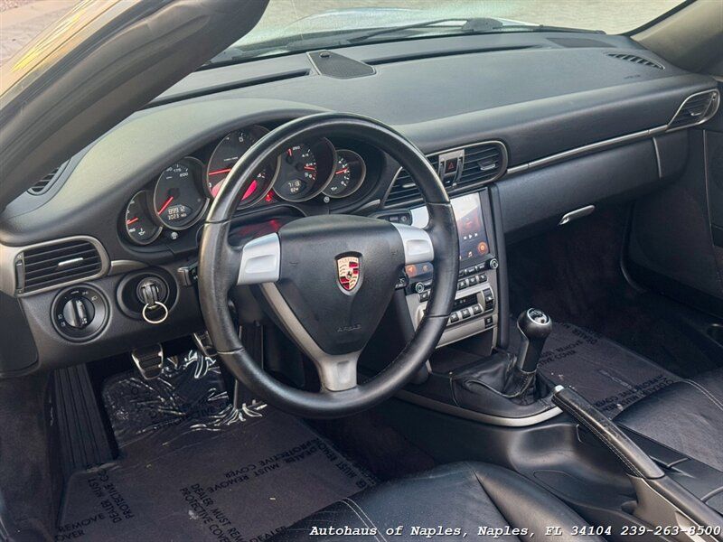 Used 2005 Porsche 911 Carrera RWD image 25
