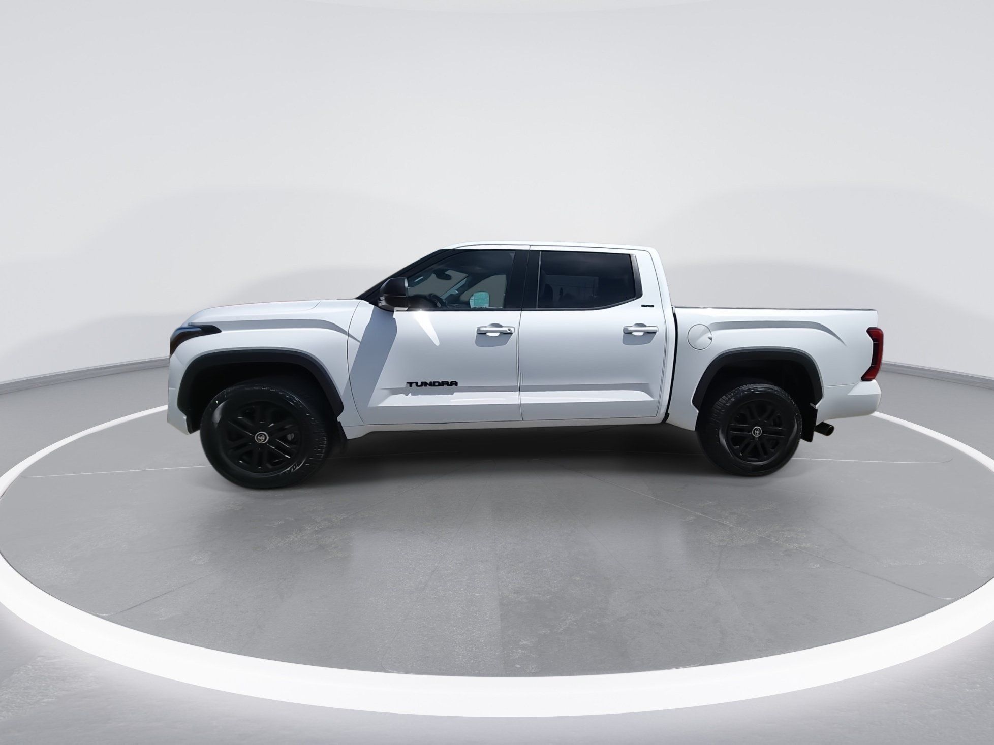 Used 2023 Toyota Tundra SR5 w/ TRD Off-Road Package AWD/4WD image 5