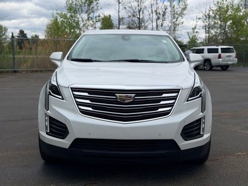 Used 2019 Cadillac XT5 Premium Luxury w/ Driver Assist Package AWD/4WD image 2