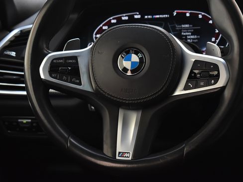 Used 2020 BMW X6 M50i image 33