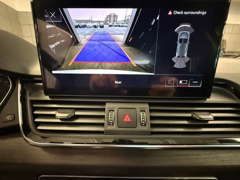 Certified 2022 Audi Q5 2.0T Premium w/ Convenience Package image 46