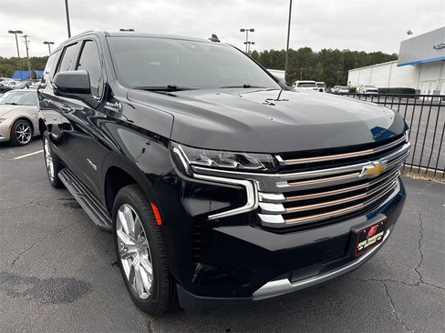 Used 2023 Chevrolet Tahoe High Country image 4