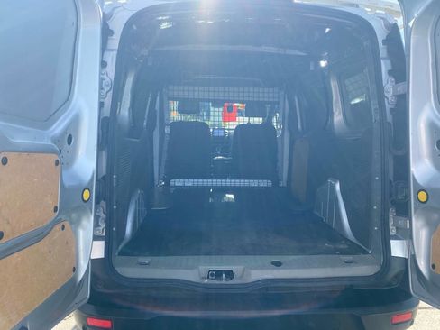 Used 2019 Ford Transit Connect XLT image 13