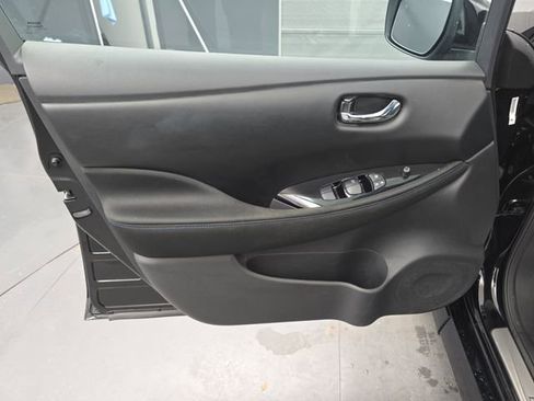 Used 2024 Nissan Leaf SV Plus image 25