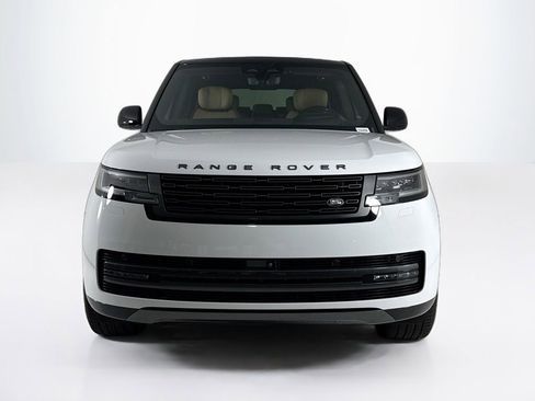 Used 2024 Land Rover Range Rover Long Wheelbase Autobiography image 8