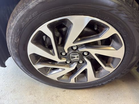 Used 2018 Honda Civic EX image 32
