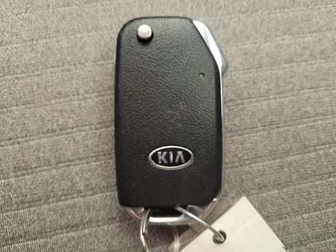 Used 2020 Kia Soul S FWD image 31