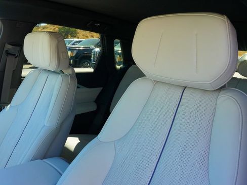 Certified 2024 Cadillac Lyriq Sport AWD/4WD image 15