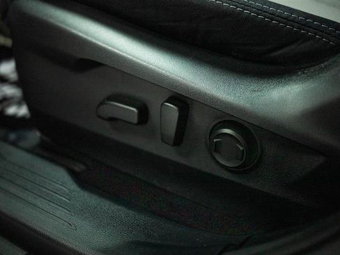 Used 2024 Subaru Outback Premium image 16