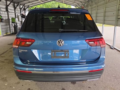 Used 2020 Volkswagen Tiguan SE w/ Panoramic Sunroof Package FWD image 8