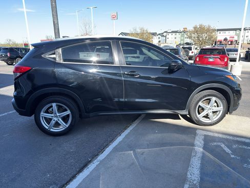 Used 2020 Honda HR-V EX image 6