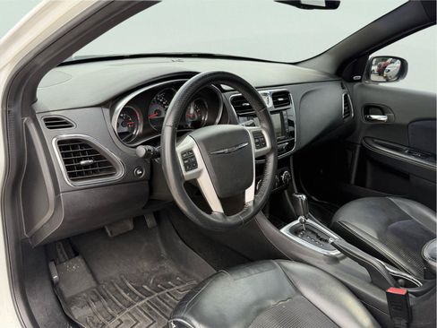 Used 2014 Chrysler 200 Limited w/ Sun/Sound Group FWD image 15