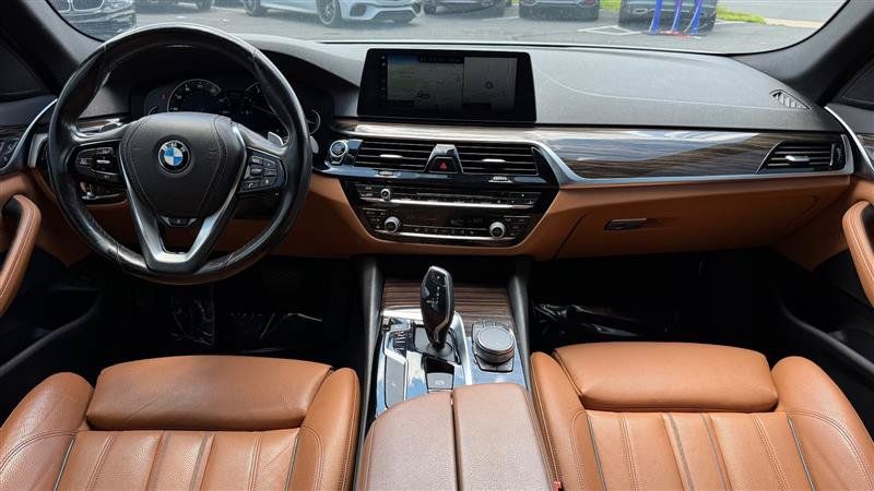Used 2018 BMW 530i xDrive AWD/4WD image 17