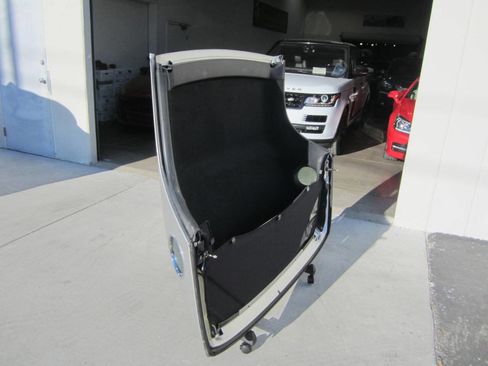 Used 2004 Ford Thunderbird Deluxe image 36