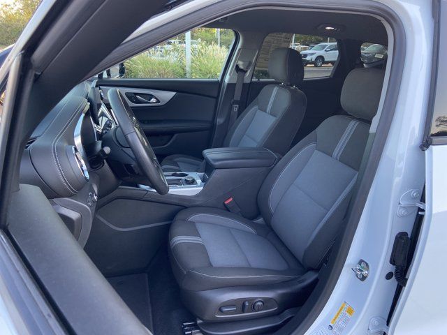 Used 2025 Chevrolet Blazer LT FWD image 19