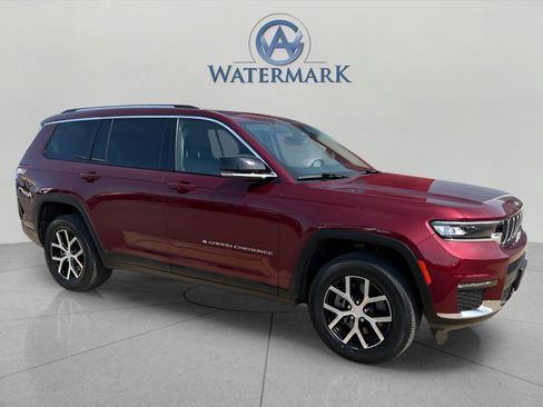 Used 2023 Jeep Grand Cherokee L Limited AWD/4WD image 7