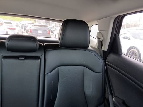 Used 2025 Kia Sportage EX FWD image 14