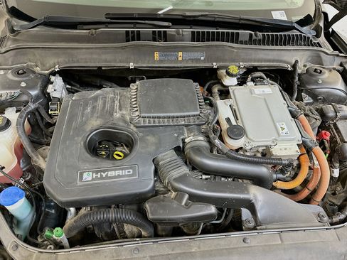 Used 2018 Ford Fusion SE image 33