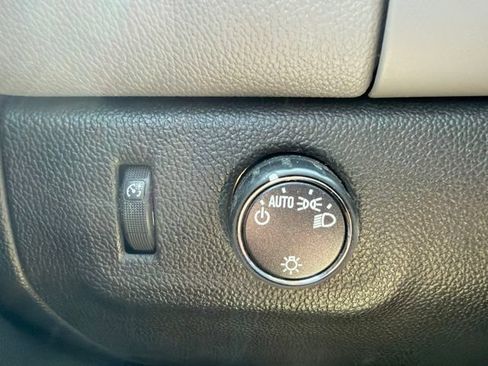 Used 2019 Chevrolet Colorado W/T w/ WT Convenience Package RWD image 24