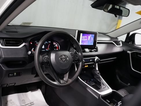 Certified 2025 Toyota RAV4 XLE FWD image 11