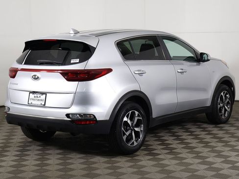 Used 2020 Kia Sportage LX AWD/4WD image 7