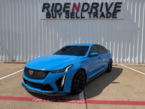 Used 2022 Cadillac CT5 V Blackwing w/ Carbon Fiber Package 1 RWD image 1