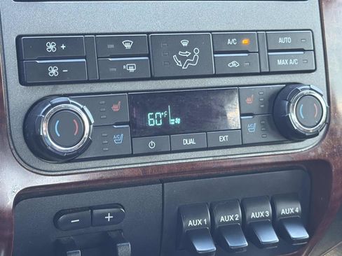 Used 2012 Ford F250 King Ranch w/ King Ranch w/Chrome Pkg AWD/4WD image 18