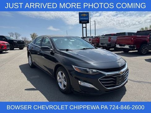 Used 2024 Chevrolet Malibu LS w/ Driver Confidence Package image 9