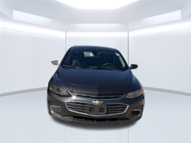 Certified 2017 Chevrolet Malibu LT w/ Leather Package FWD image 12