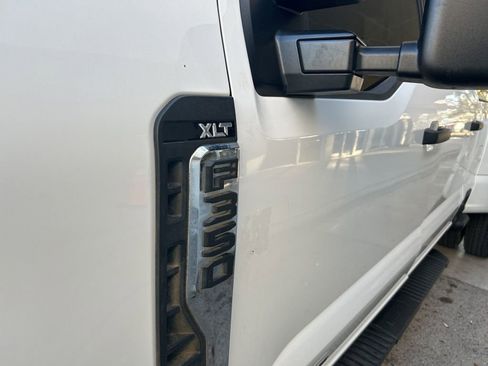 Used 2024 Ford F350 XLT w/ FX4 Off-Road Package image 13