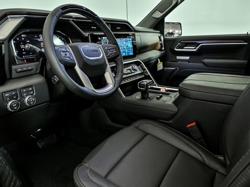 New 2026 GMC Sierra 1500 Denali AWD/4WD image 9