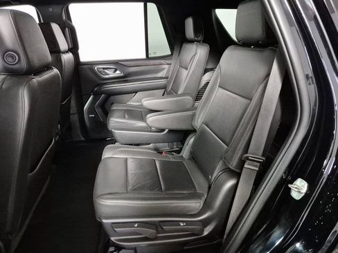 Used 2022 Chevrolet Tahoe LT w/ LT Signature Plus Package image 22