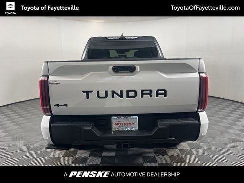 Used 2024 Toyota Tundra Limited AWD/4WD image 9