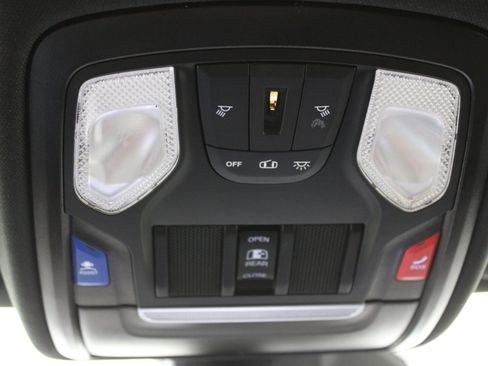 Used 2025 RAM 1500 Big Horn image 20